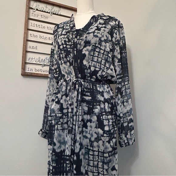 Banana Republic Dresses & Skirts - Banana Republic Dress Shear Overlay w/Slip Cinch Tie Waist Hidden Pockets Medium